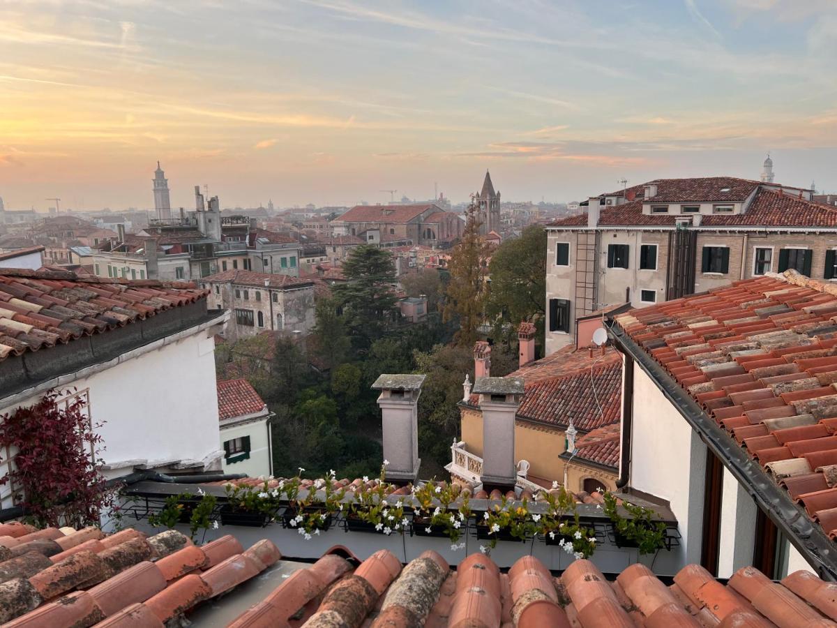 Attico Canal Grande A Palazzo Contarini Corfu Venedig Eksteriør billede