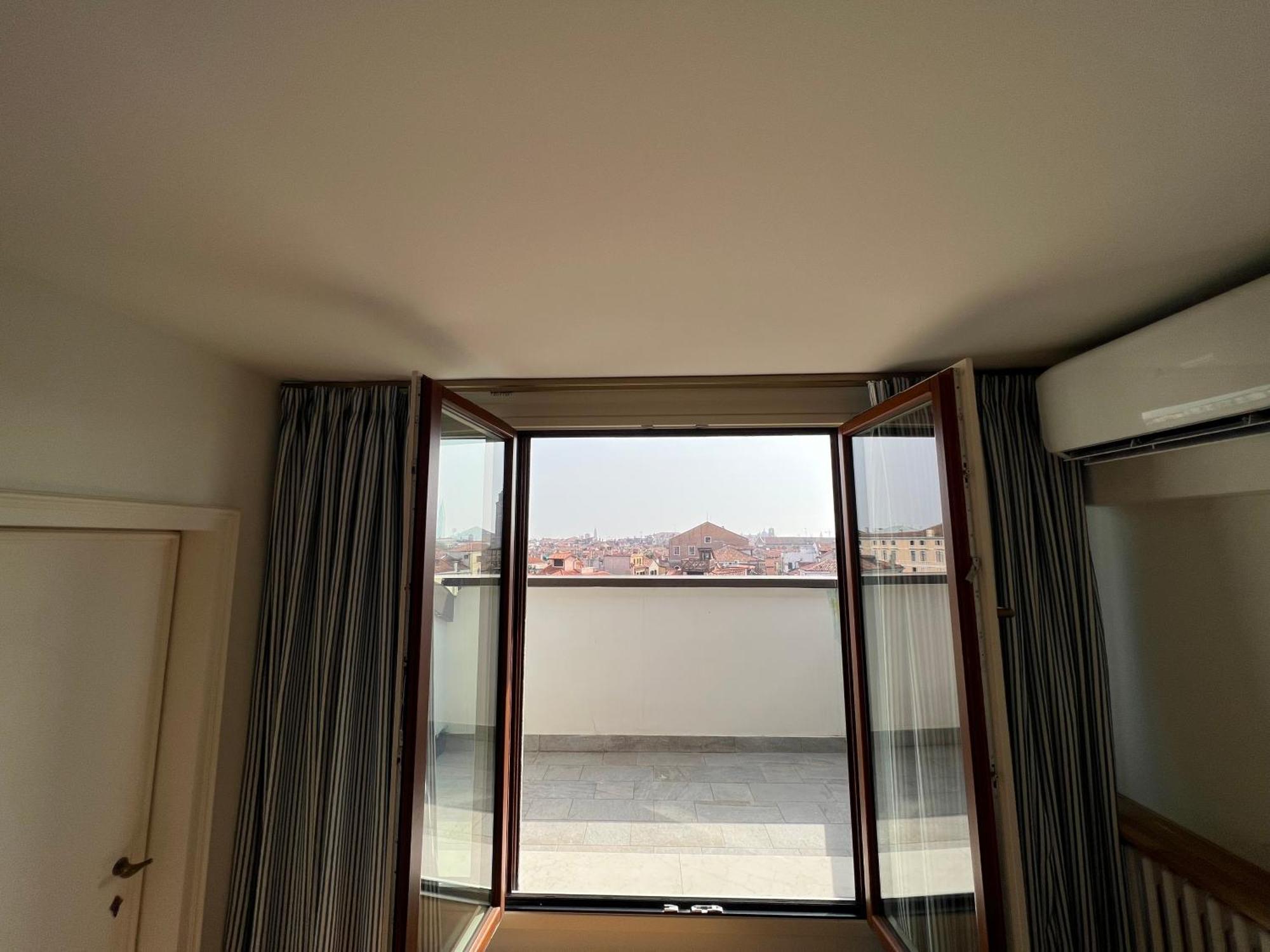 Attico Canal Grande A Palazzo Contarini Corfu Venedig Eksteriør billede